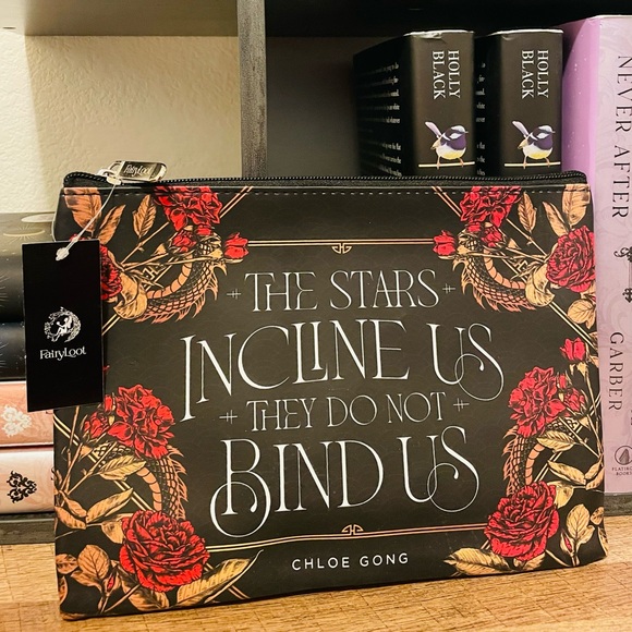 Fairyloot Exclusive WTTCON Full Box Items - Picture 8 of 13